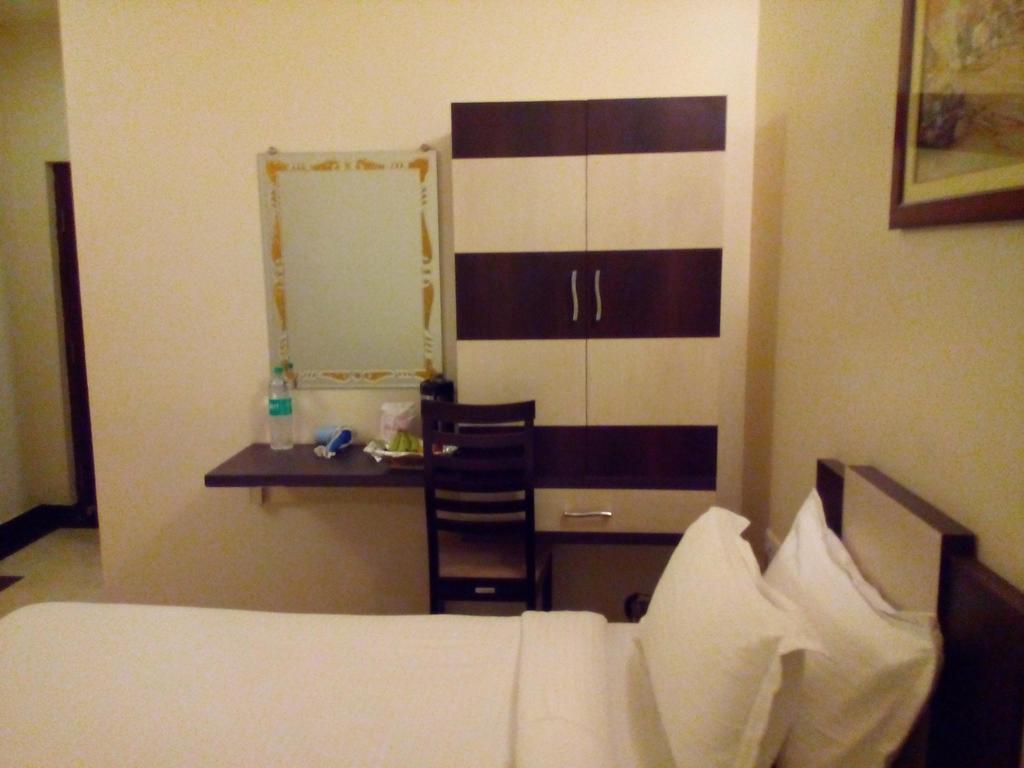 Divine Destination Hotell Varanasi Exteriör bild