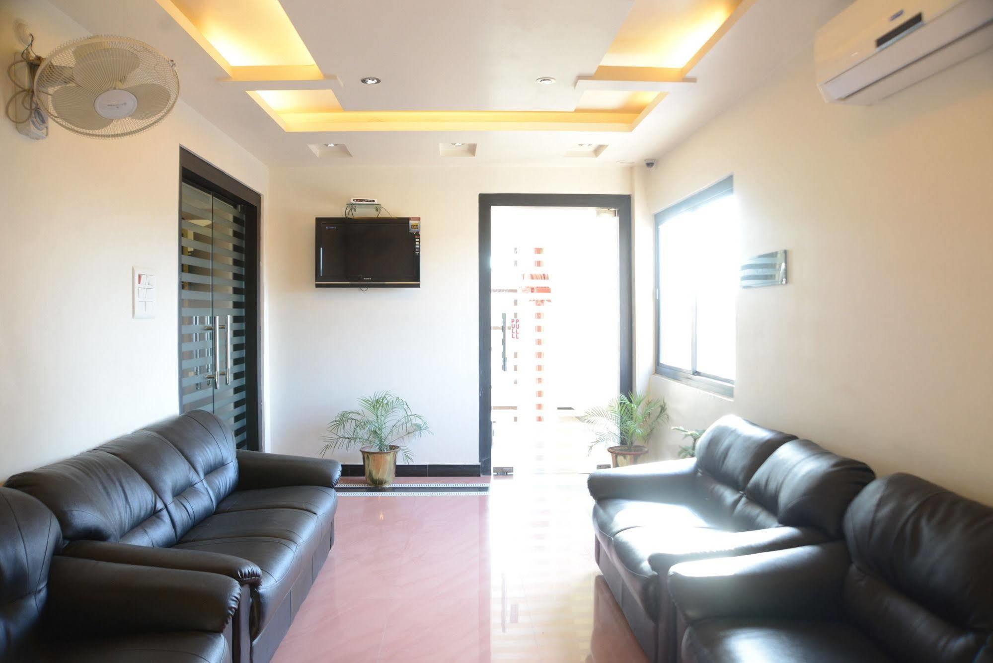 Divine Destination Hotell Varanasi Exteriör bild